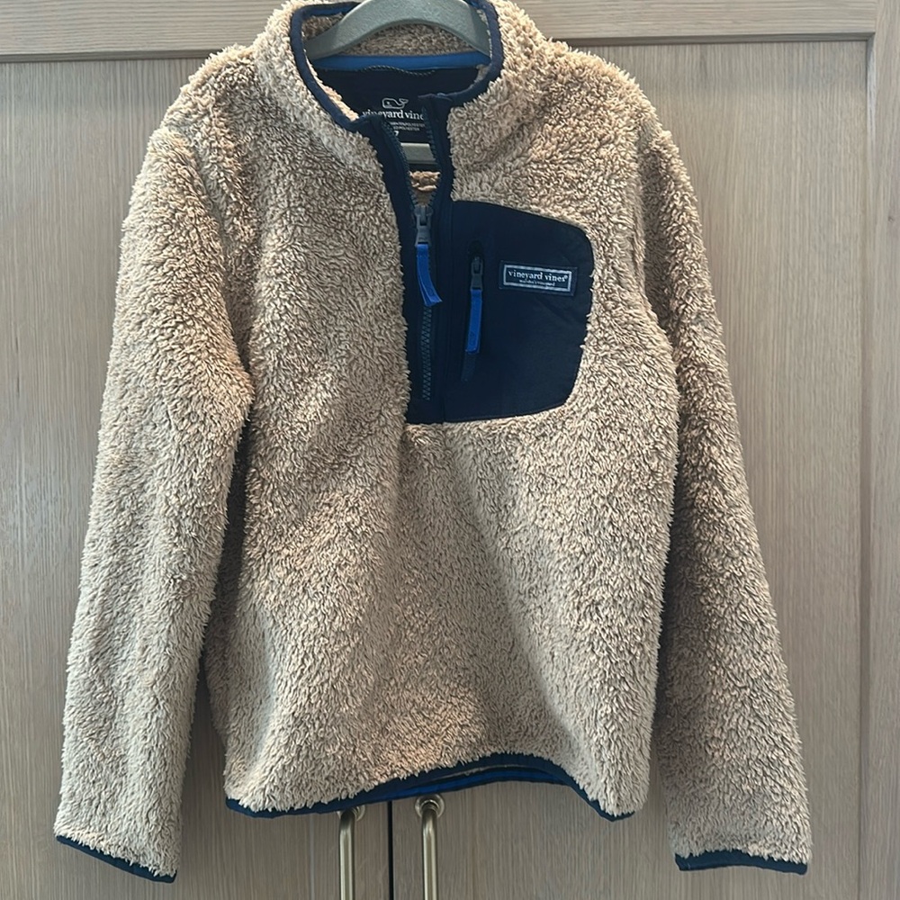 Cozy Vineyard Vines fleece
